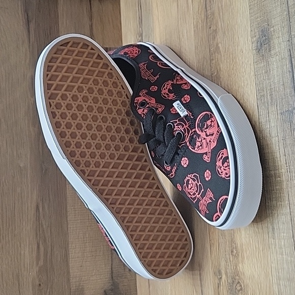 Van's Authentic Brand new in the box authentic uper textile.size men 9.5. - Picture 3 of 11